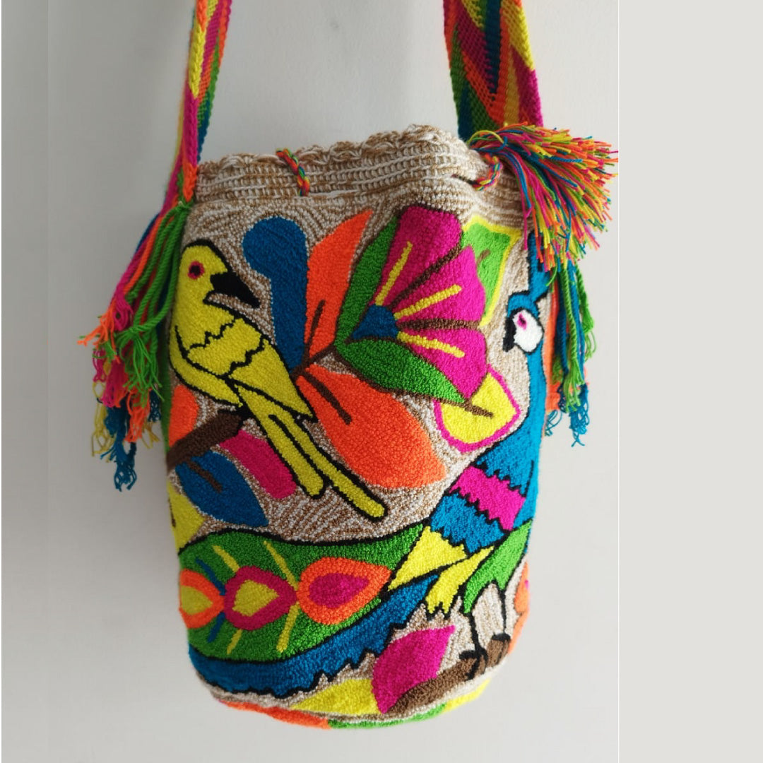 Mochila wayuu bordada grande